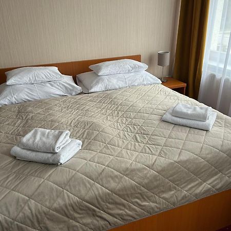 Hotel Evan U Hoffera Topoľčany Extérieur photo