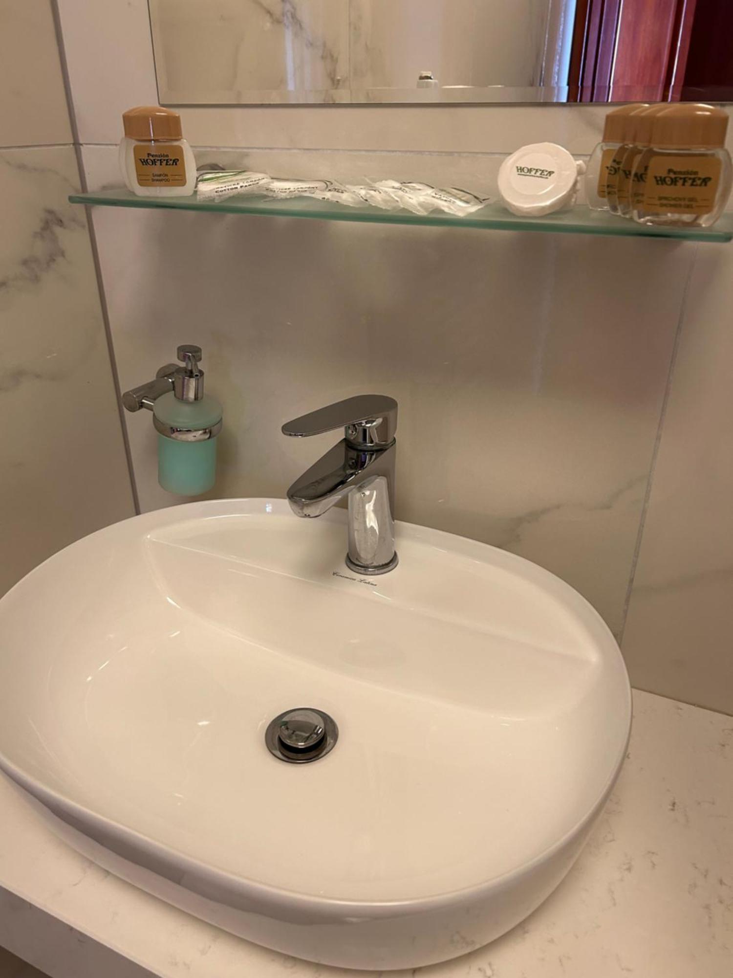 Hotel Evan U Hoffera Topoľčany Extérieur photo