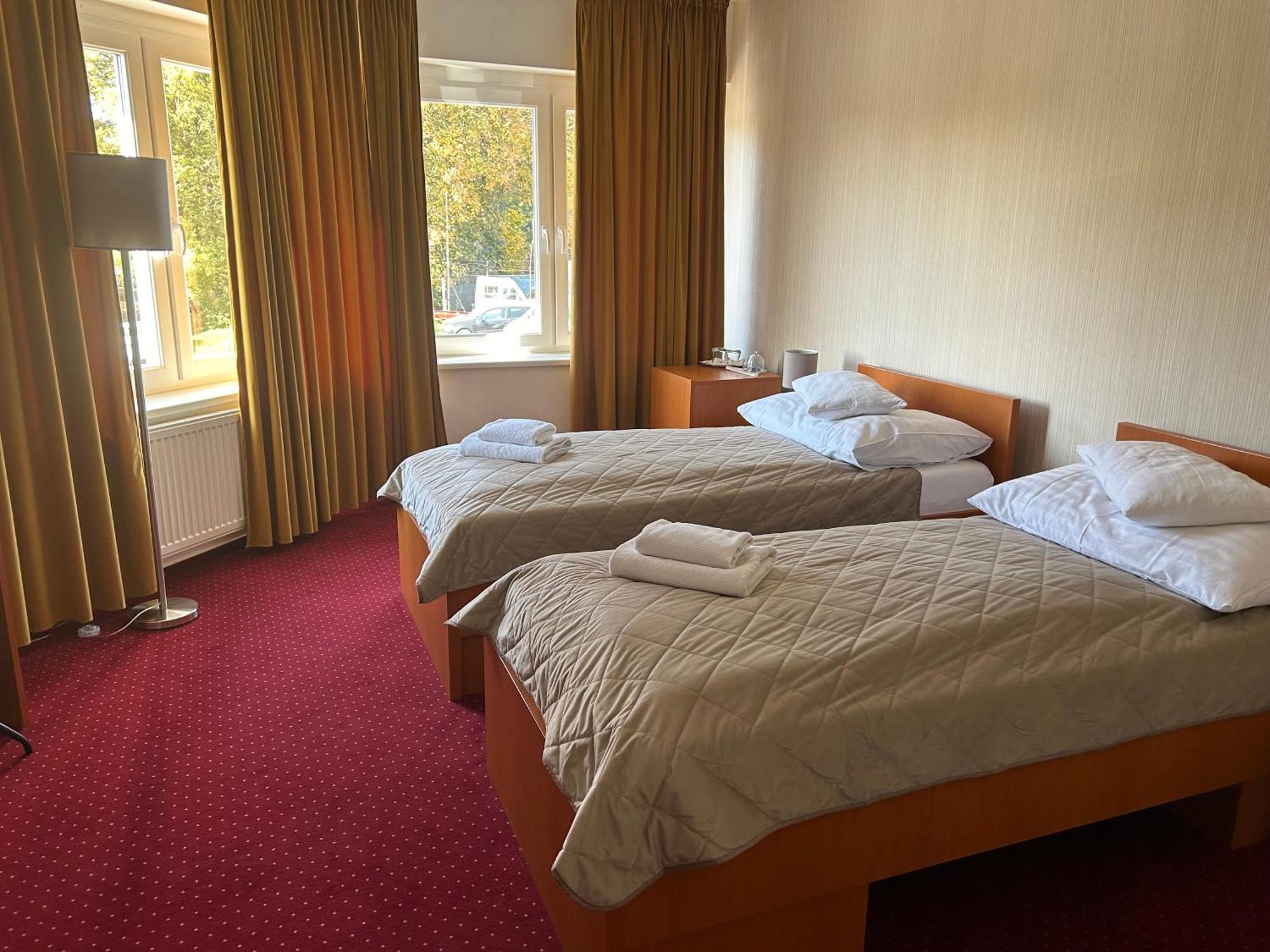 Hotel Evan U Hoffera Topoľčany Extérieur photo